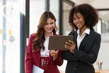 financial services recruitment CV001