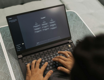 graduate and ai cv001