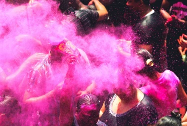 holi festival UN001 v2