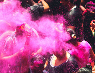holi festival UN001 v2