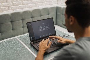 laptop chatgpt