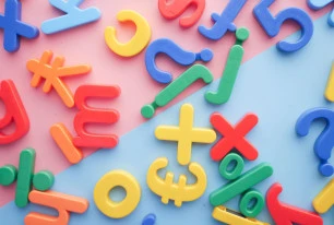 letters UN001