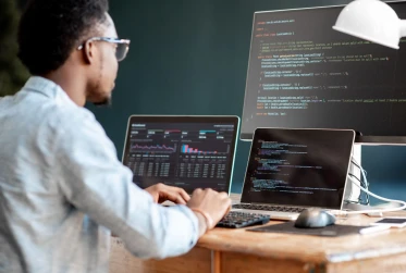 man at computer SH010 v1