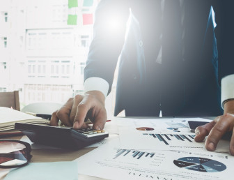 man with calculator SH001 v2