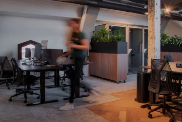 office abstract UN074