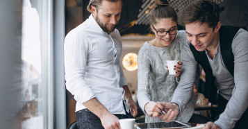 people at table SH002 v3