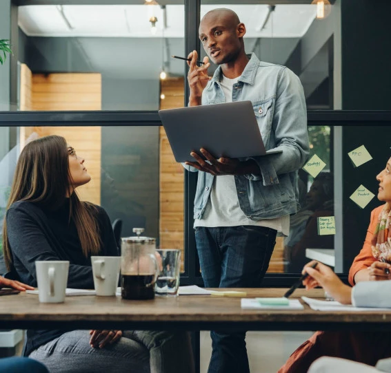 people meeting SH026