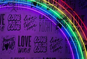 rainbow lights pride UN001