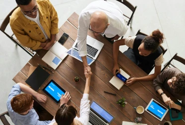 team meeting PE005 v2