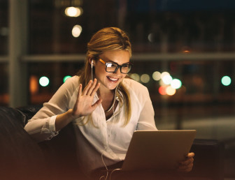 woman at computer SH007 v2