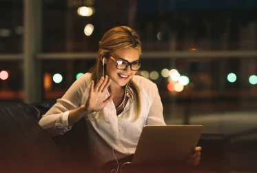 woman at computer SH007 v2