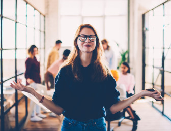 woman smiling SH008 v2