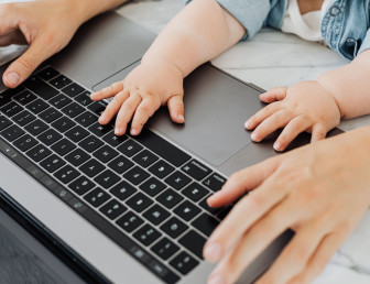 working mother PE028