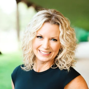 amanda kondrotas profile