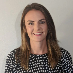 headshot Miranda Scott