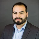 headshot hennig andre