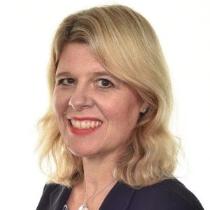 headshot karen hodges