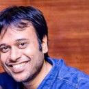 headshot shahid khan