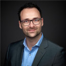 headshot simonis bert