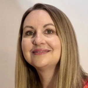 lauren killion headshot