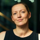 louise amos headshot