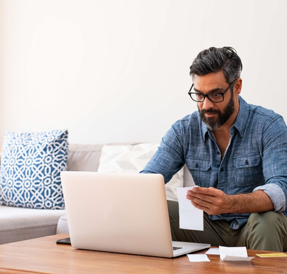 man at computer SH011