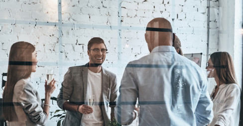 people meeting SH029