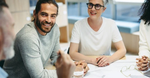 people meeting SH039