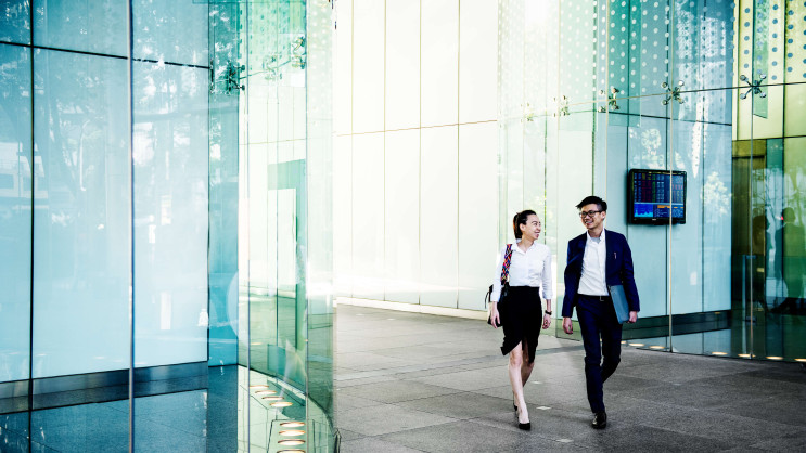 people walking SH001