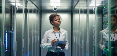 woman in data center SH001